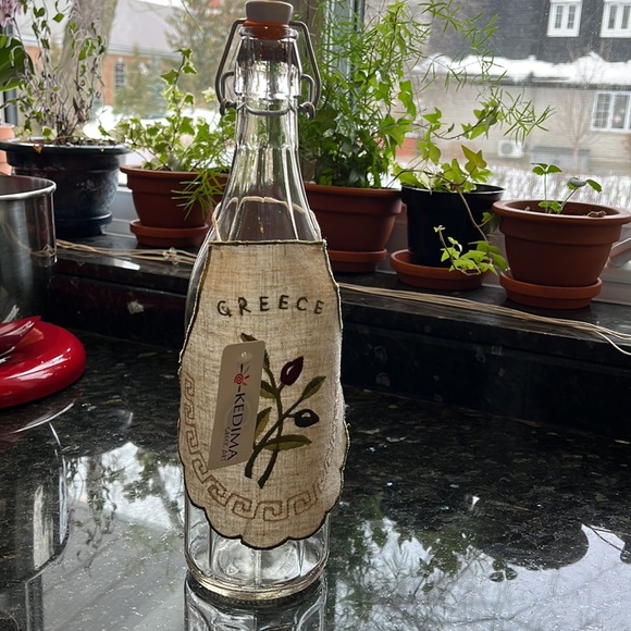 NWT Olive Oil Bottle Apron with Matching Doily - Picture 14 of 14